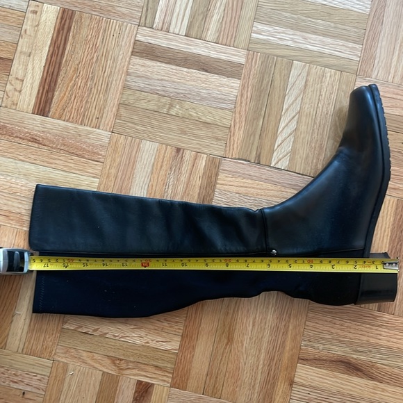 Stuart Weitzman Knee High Leather Boots - Size 9 - Picture 10 of 10